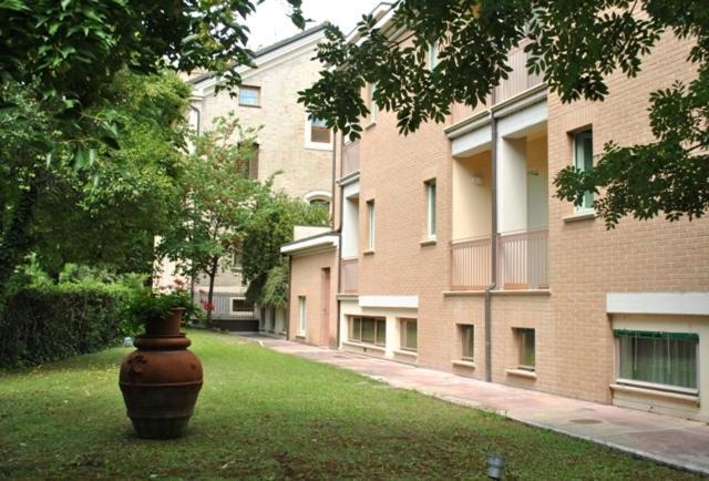 Deco Hotel Perugia Ngoại thất bức ảnh