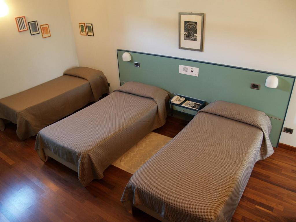 Deco Hotel Perugia Phòng bức ảnh